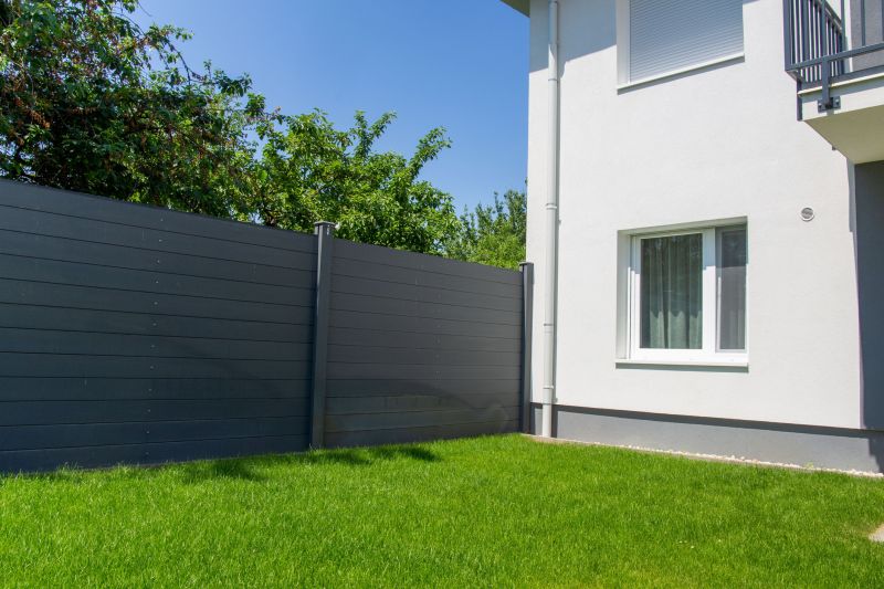 Fence detail